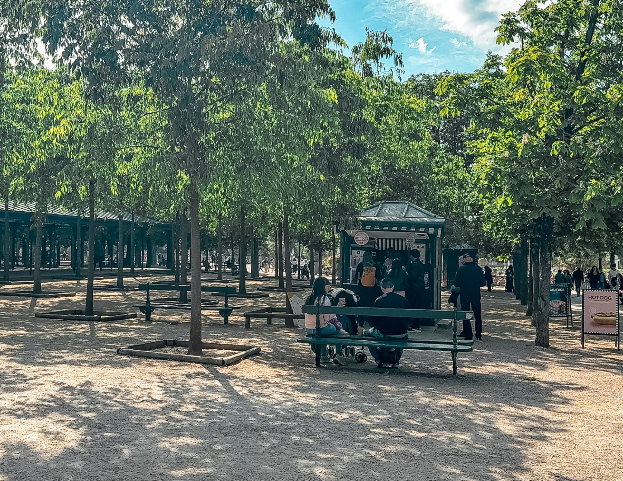 Luxembourg Gardens Paris Guide (3).png